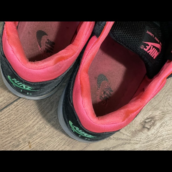 Nike Air Max Light Urban Safari ‘Size?’ Exclusive - Picture 3 of 4